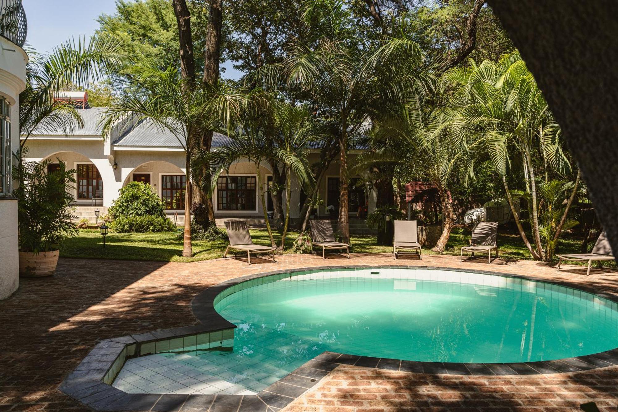 Jacaranda Lodge Victoria Falls Luaran gambar