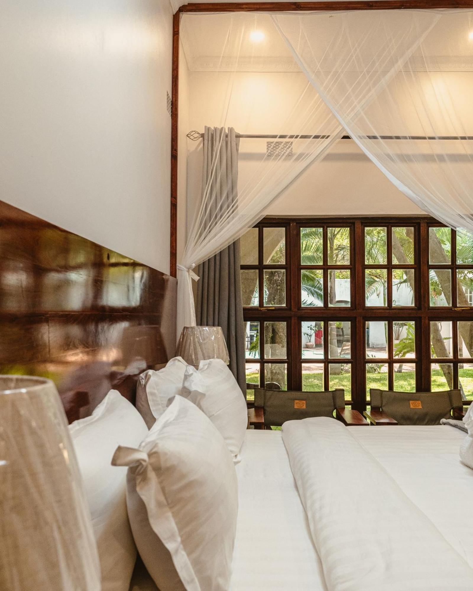 Jacaranda Lodge Victoria Falls Luaran gambar