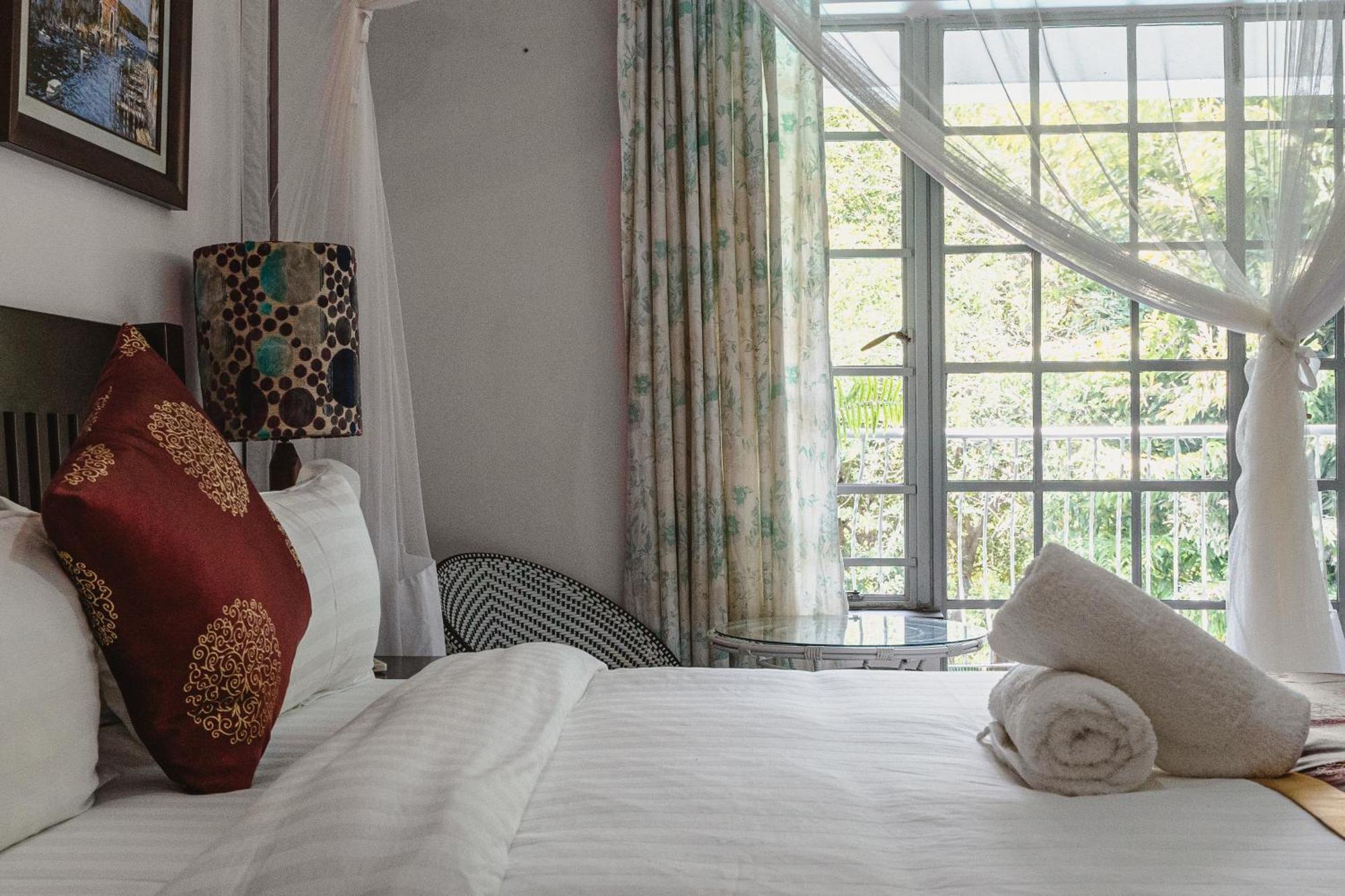 Jacaranda Lodge Victoria Falls Luaran gambar
