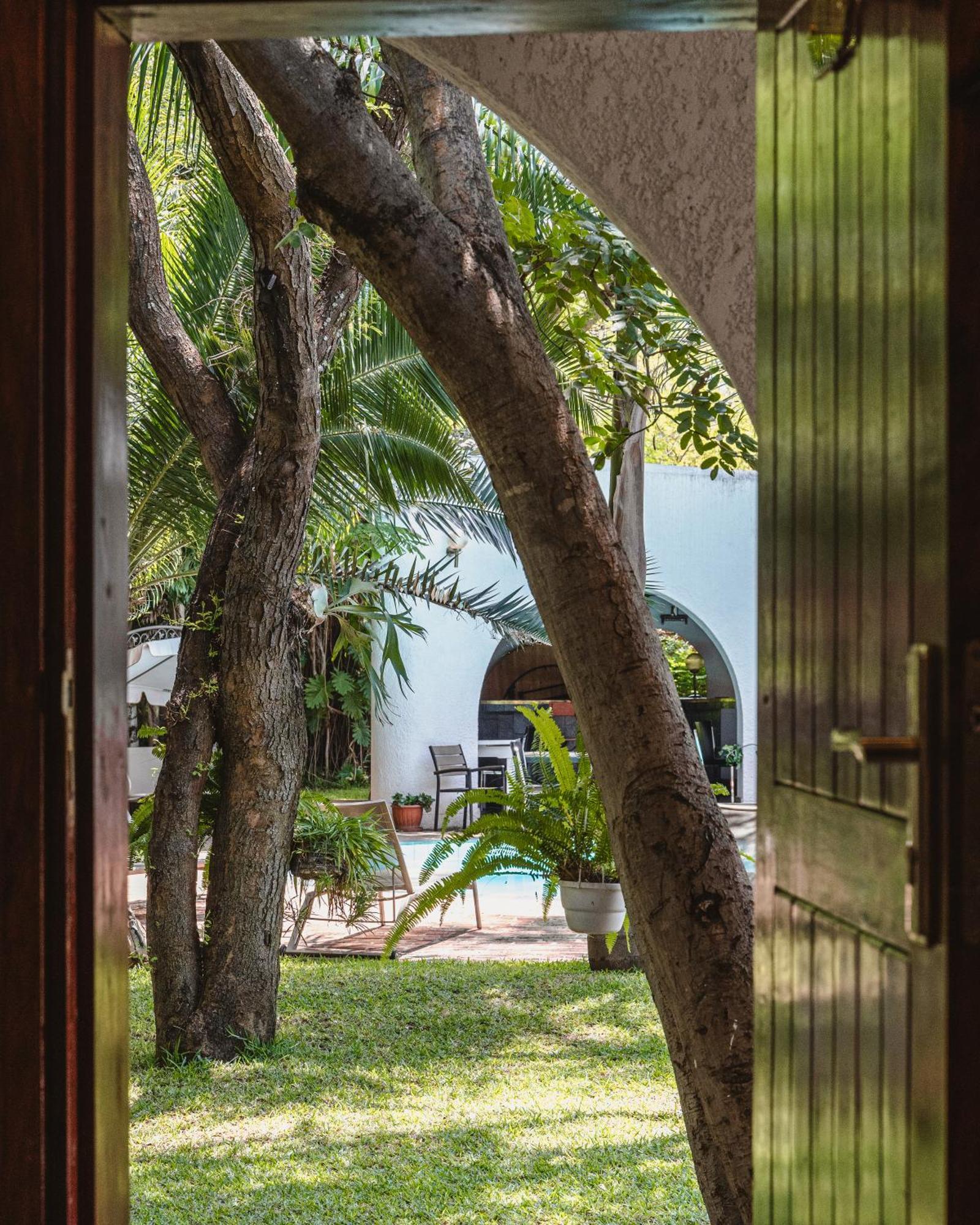Jacaranda Lodge Victoria Falls Luaran gambar