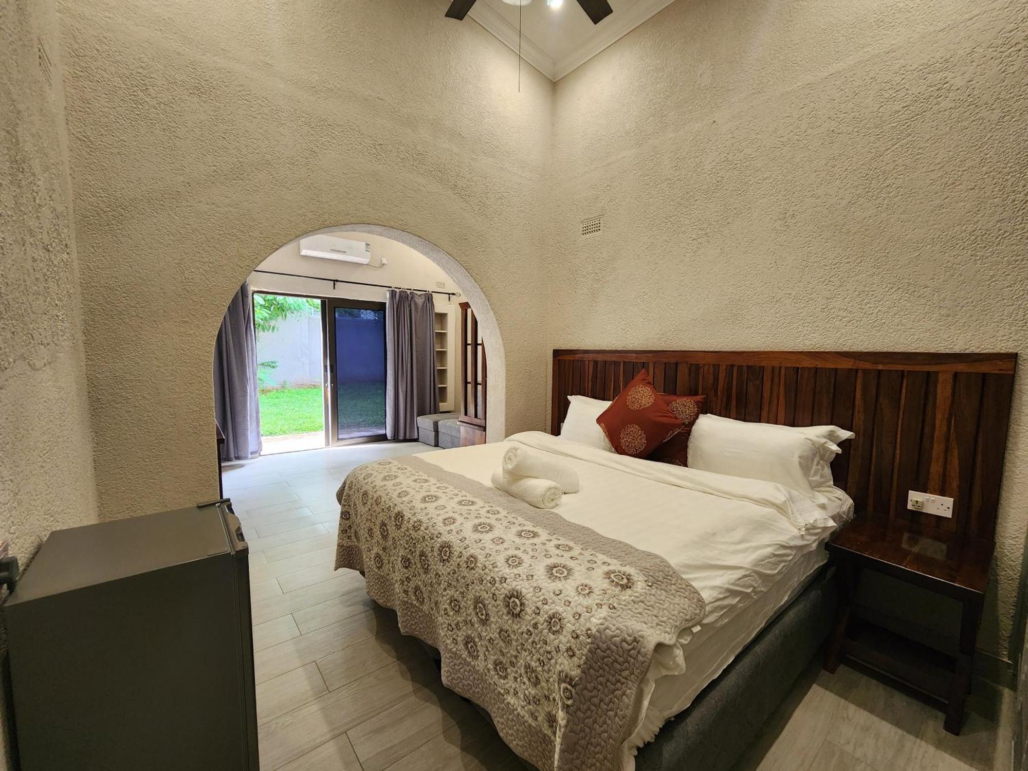 Jacaranda Lodge Victoria Falls Luaran gambar